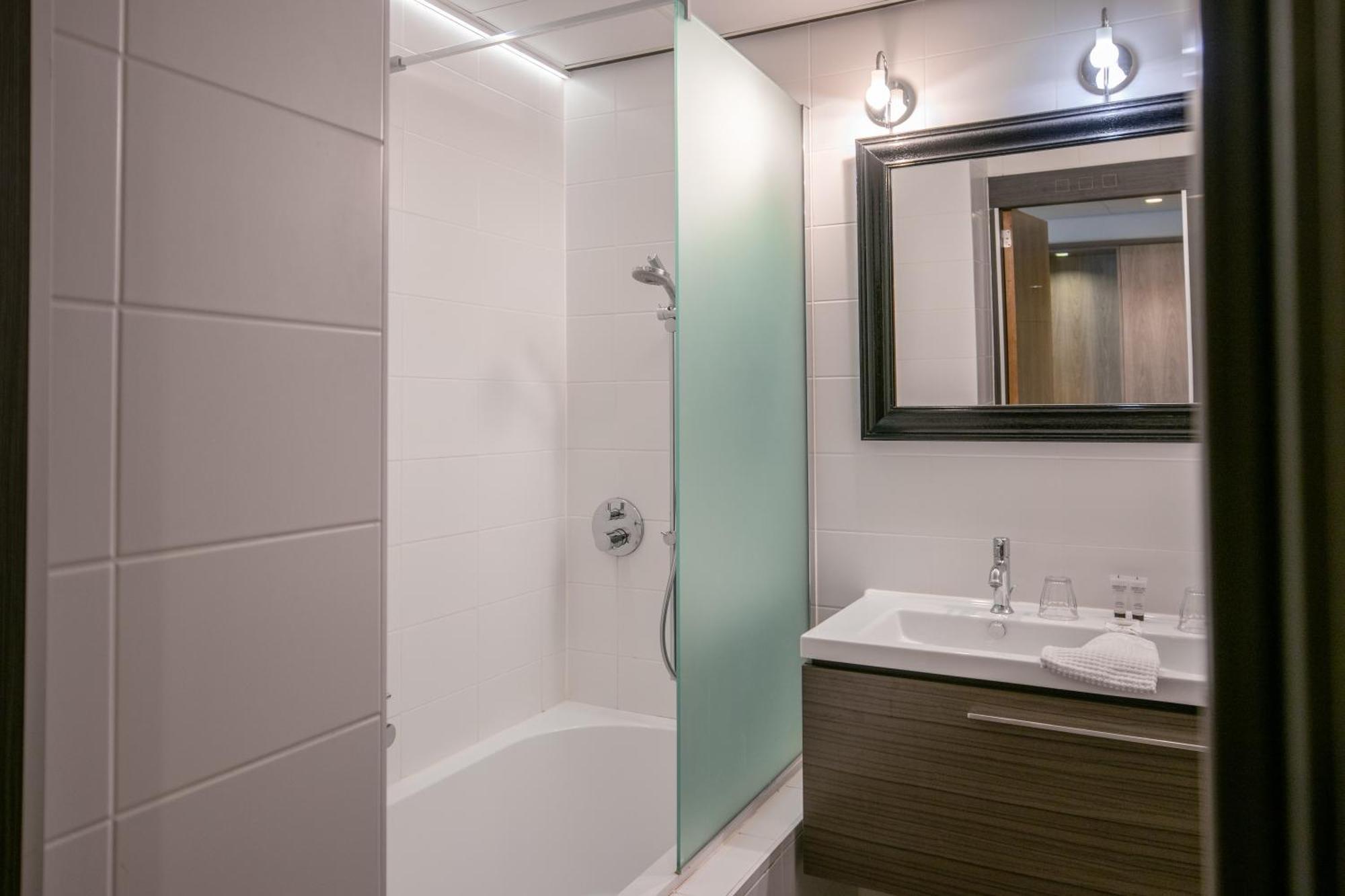 Blanckthys Hotel Вурен Екстериор снимка